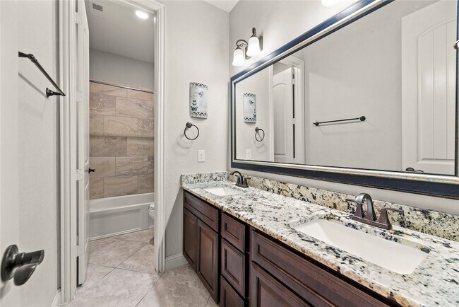 Building Photo - 6407 Sunstone Falls Ln