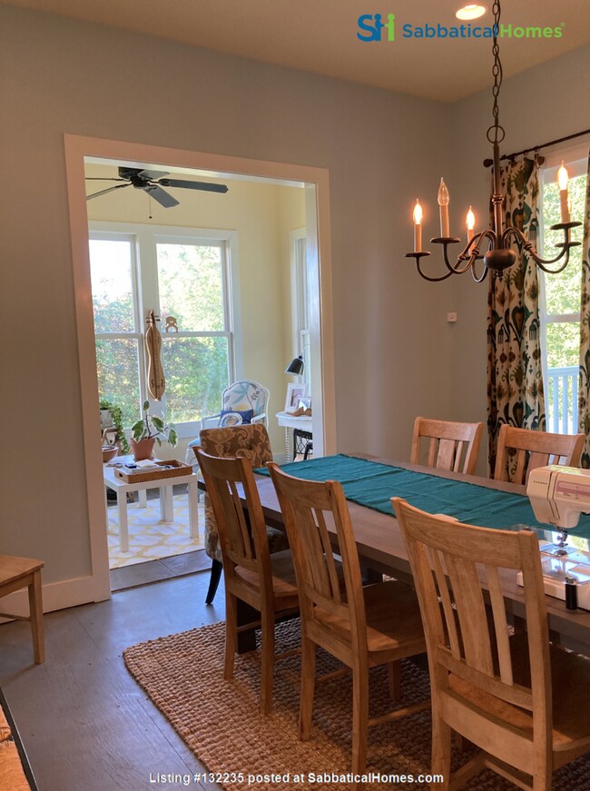 Building Photo - Turnkey Furnished Home on 5 Acres – Just B...