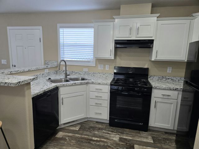 Building Photo - 2038 Palm St