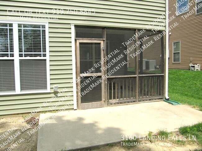 Building Photo - 3160 Landing Falls Ln