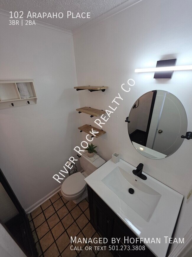 Building Photo - 102 Arapaho Pl