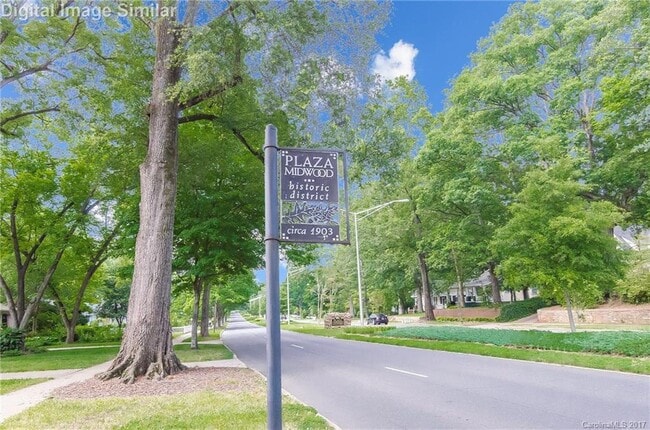 Building Photo - 1308 Queen Lyon Ct