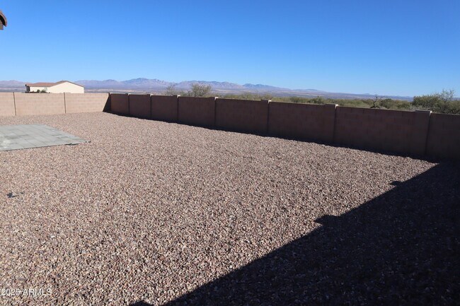 Building Photo - 1267 W Flowstone Trl