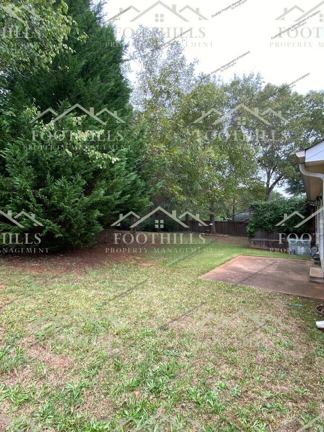 Building Photo - 107 Ashton Ln