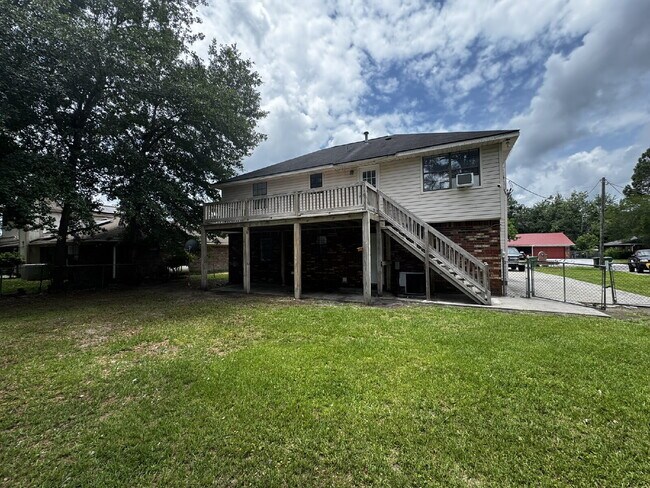 Building Photo - Home for Rent