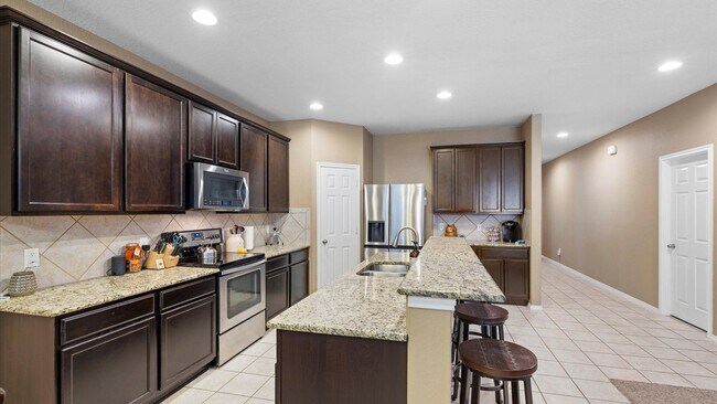 Building Photo - SPRINGS OF SILVERADO HILLS