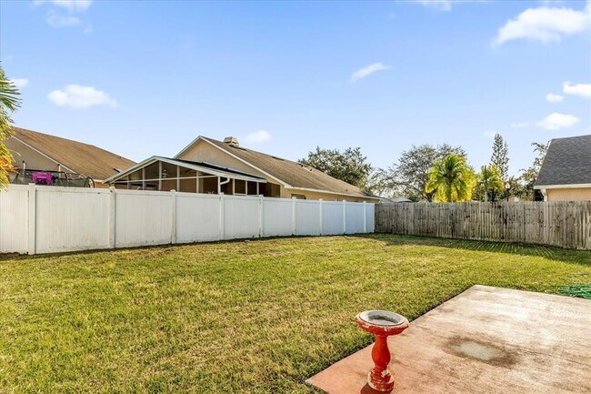 Building Photo - 13555 Briarmoor Ct