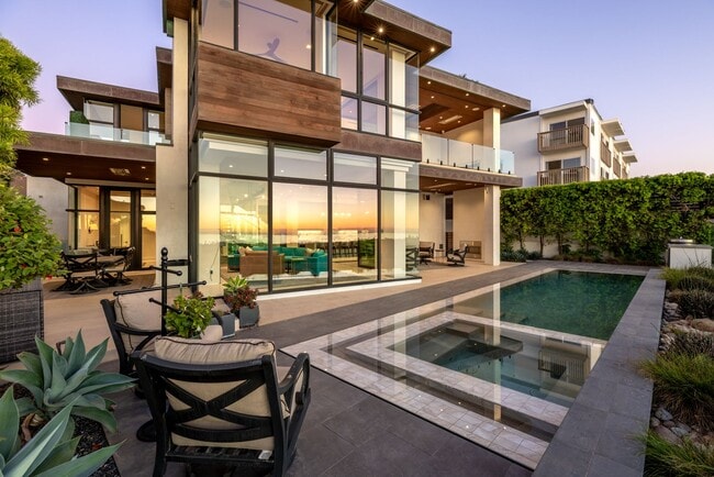 Building Photo - Luxury Coastal Escape w/ Resort-Style Amenities & Stunning Views