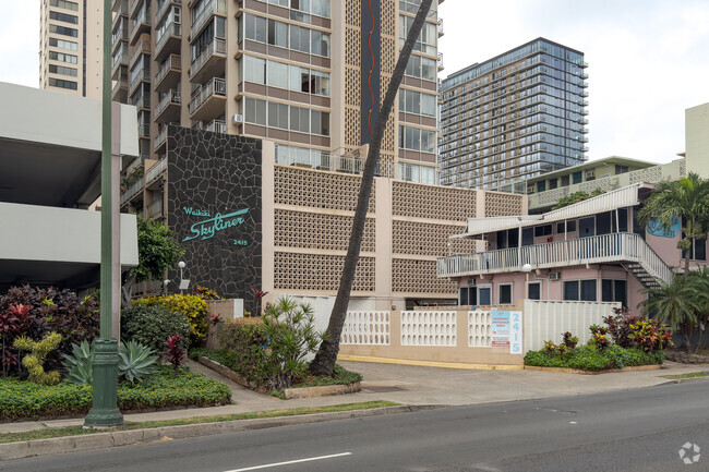 Building Photo - Waikiki Skyliner