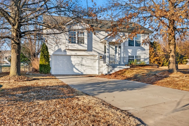 Building Photo - 720 Tobermory Ct