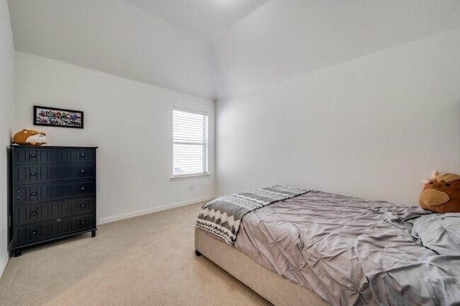 Building Photo - 3970 Sweet Clover Dr