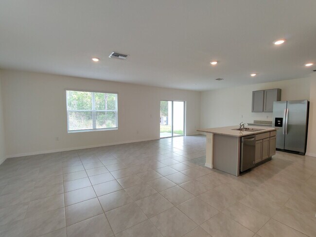 Building Photo - 7527 Cypress Walk Dr