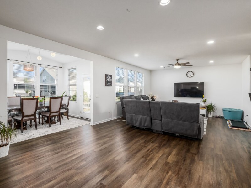 Building Photo - 2194 Preakness Pl