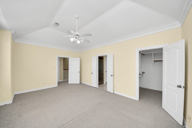 Building Photo - 2930 Brompton Square Dr