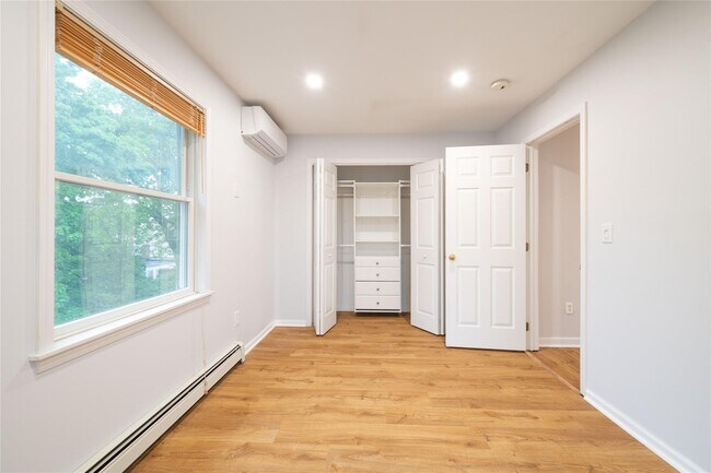 Building Photo - 60 Remington Pl