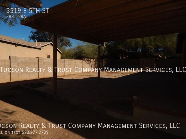 Building Photo - In the heart of Tucson, your new home awaits,