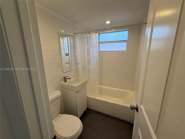 Building Photo - 5963 SW 66th Terrace