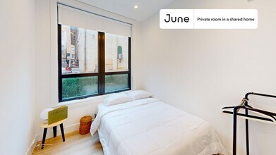 Building Photo - Room in Shared 2 bed/1 bath home