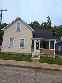 Building Photo - 352 W 28th St