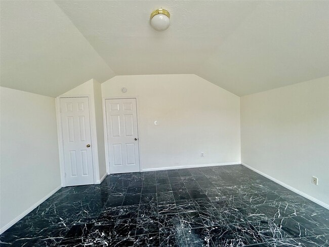 Building Photo - 12422 Glenleigh Dr