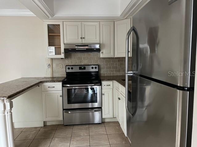 Building Photo - 2833 Orange Tree Cir N