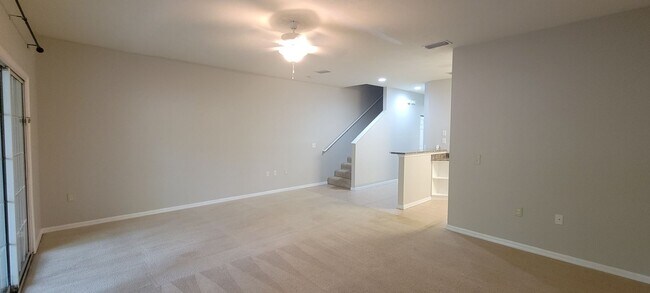 Building Photo - 1571 NW 29 Rd