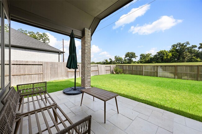 Building Photo - 10722 Hidden Rock Dr