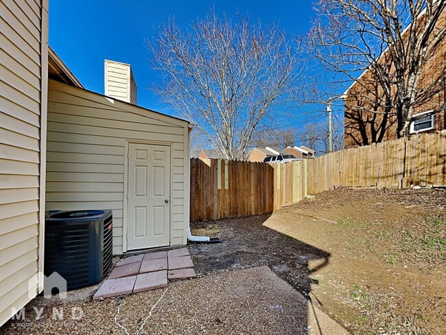 Building Photo - 3268 Priest Woods Dr