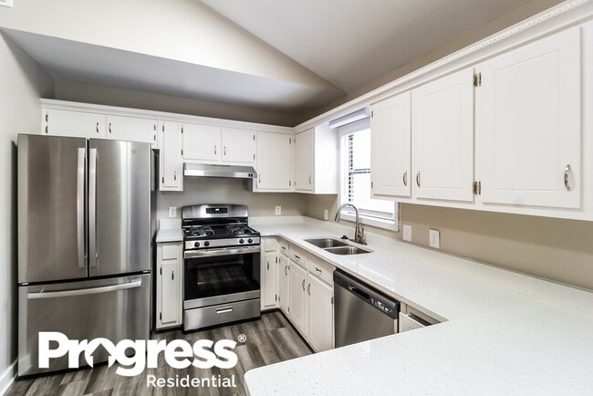 Building Photo - 3375 Revere Cir