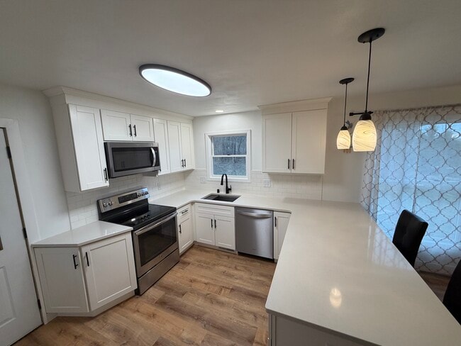 Kitchen - 3794 Timber Ln