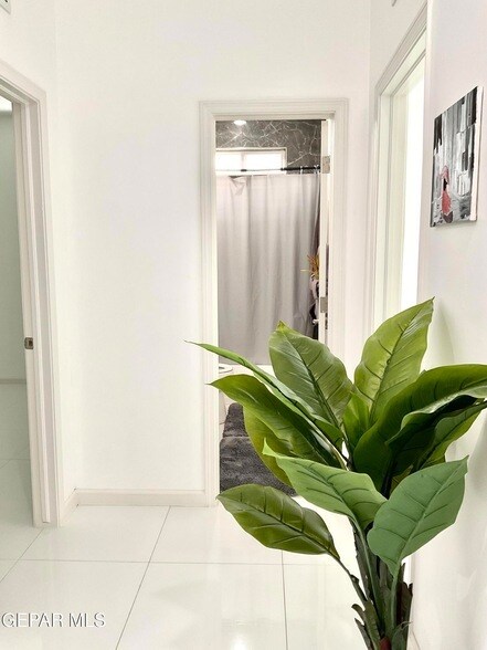 Building Photo - 8919 Eclipse St