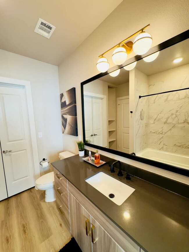 Building Photo - 12208 Tech Ridge Blvd