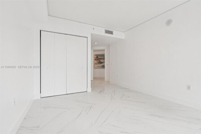Building Photo - 330 Sunny Isles Blvd