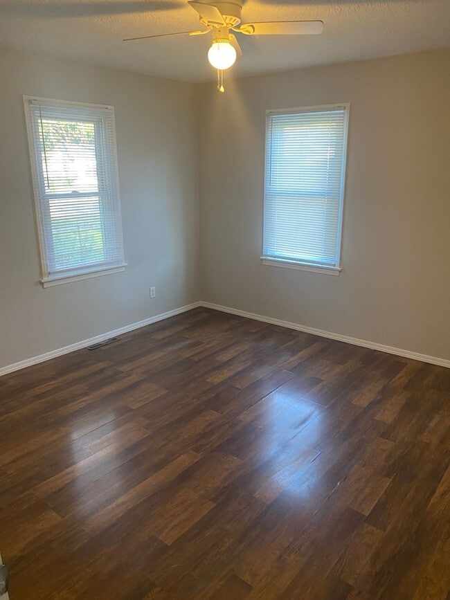 Building Photo - 3-Bedroom Home in a Quiet Neighborhood!