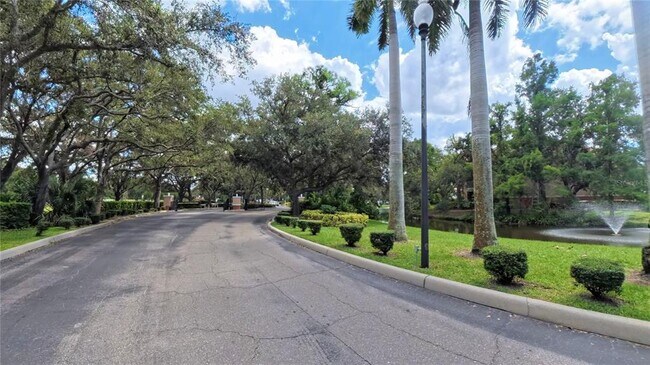 Building Photo - 4174 Central Sarasota Pkwy