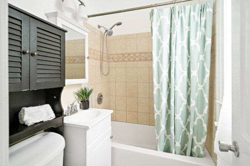 Building Photo - 27 Ransom Rd