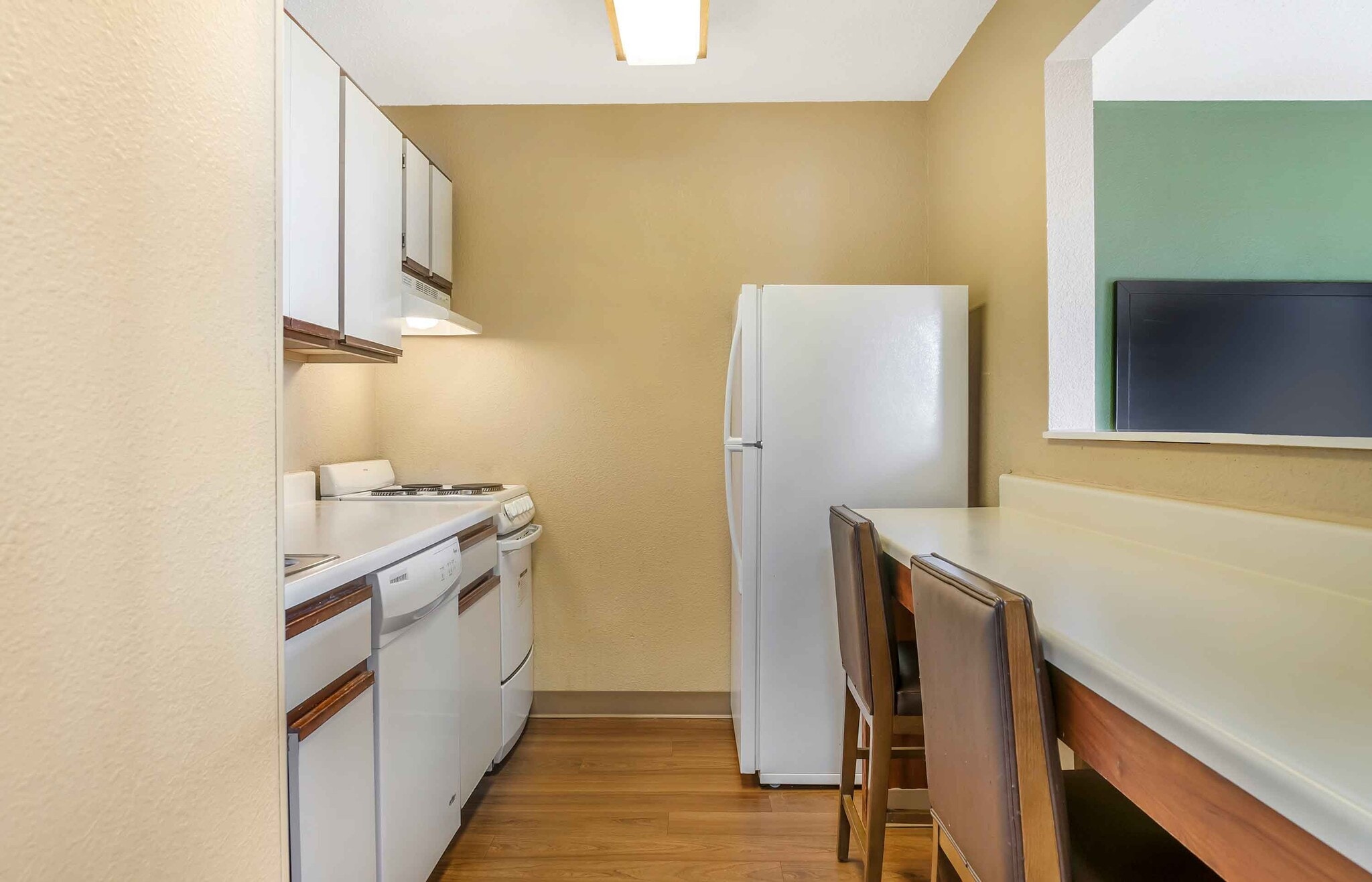 Building Photo - Furnished Studio-Detroit - Ann Arbor - University South