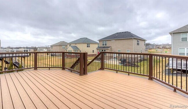 Building Photo - 29845 Macintosh Ln