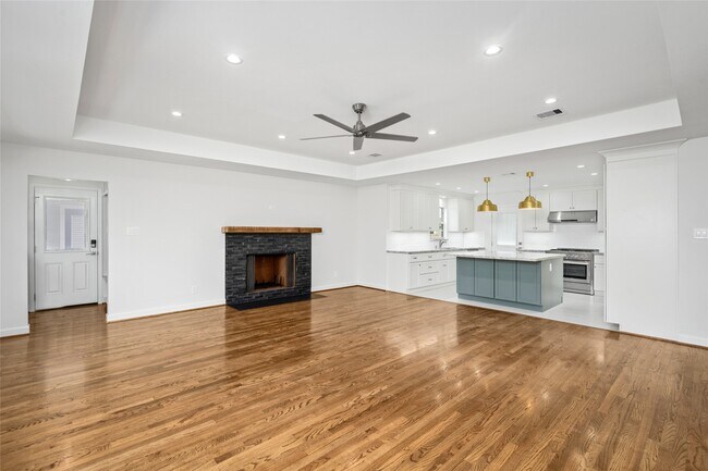 Building Photo - 4014 Tilson Ln