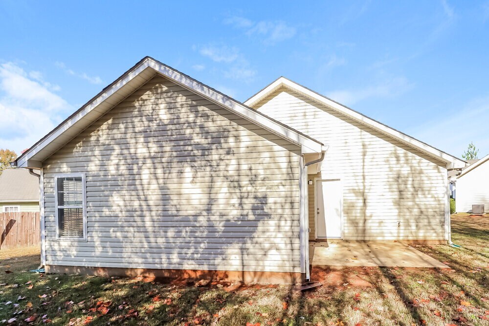 Building Photo - 4703 Tumbleweed Ct