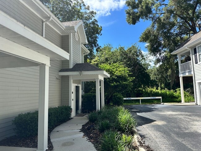 Building Photo - 1 bedroom unit at The Links in Haile Plant...