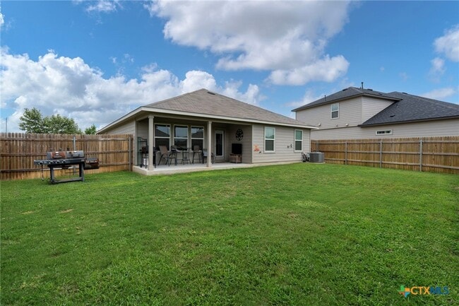 Building Photo - 1444 Acorn Wood