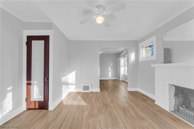 Building Photo - 1145 E 167th St