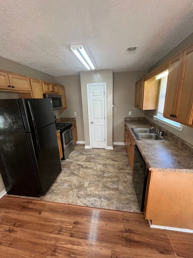 Building Photo - 3506 13th St