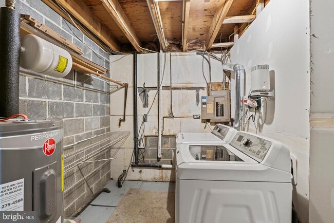 Building Photo - 468 Cornell Ct