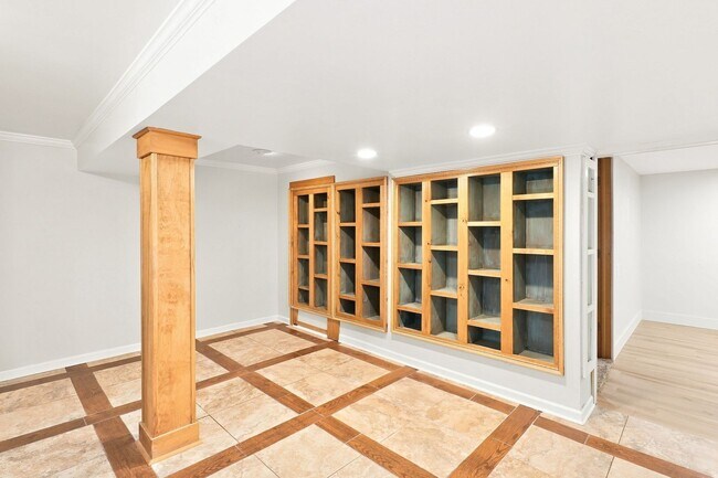 Building Photo - 1746 NW 39th St