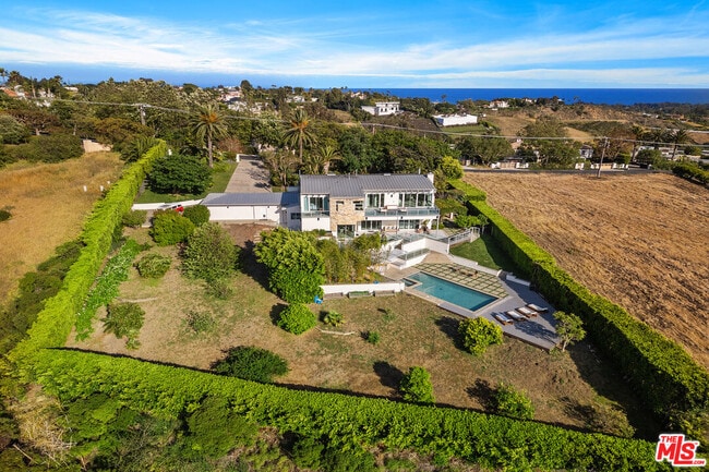 Building Photo - 6047 Cavalleri Rd