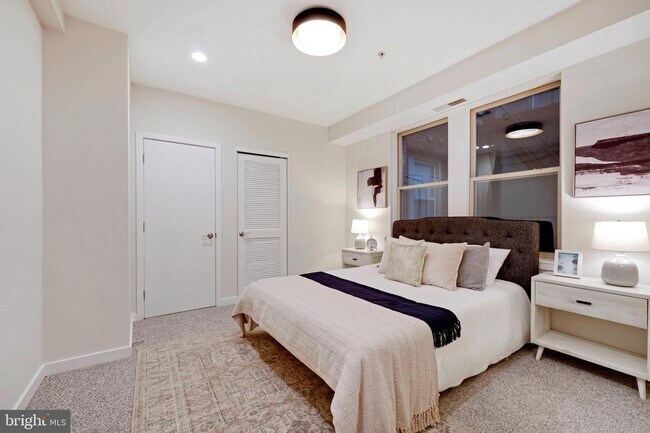 Building Photo - 2535 13th St NW