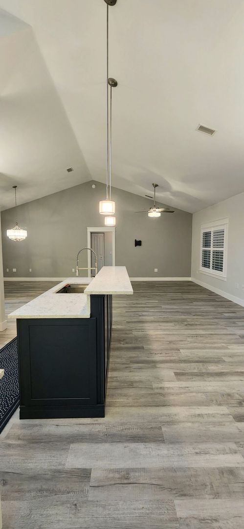 Building Photo - Beautifully updated 3-bedroom, 2.5-bath home in a picturesque country setting