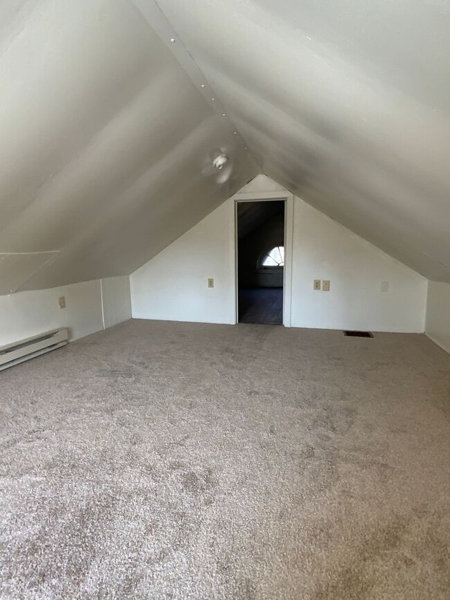 Building Photo - 850 Highland Ave